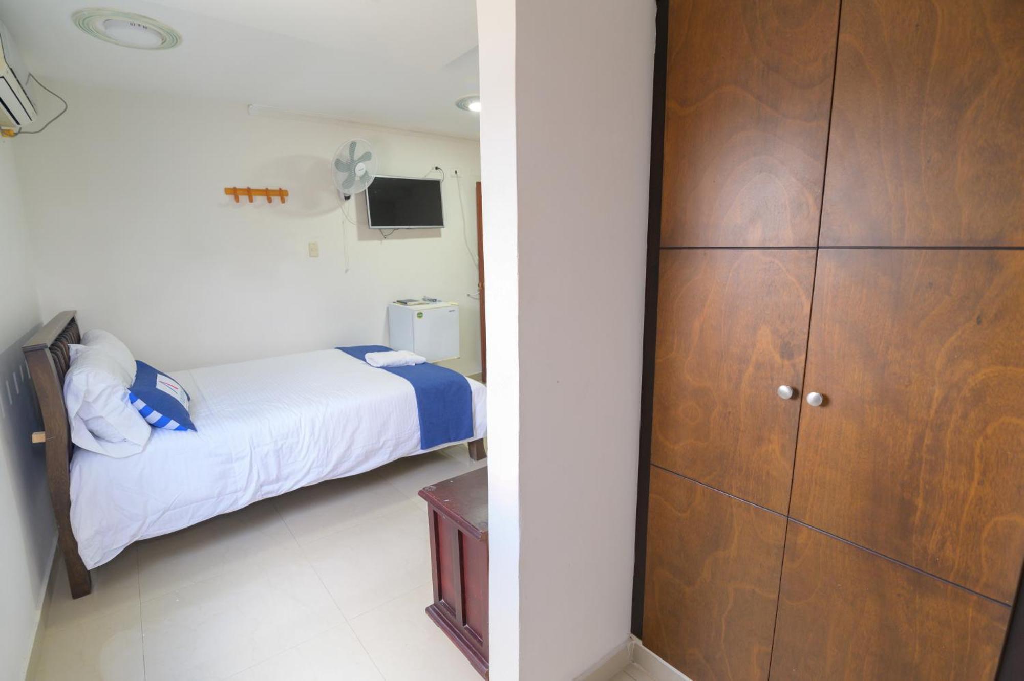 Hotel Aquarius Barranquilla Szoba fotó